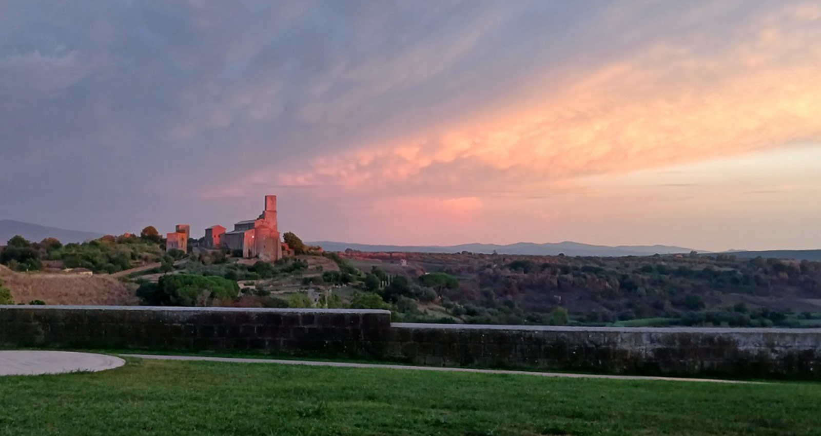 tuscania_slide_tramonto dea estia
